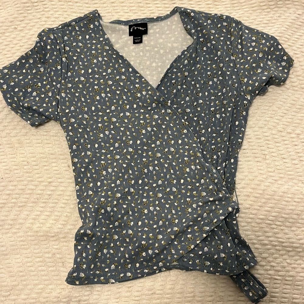 Blue girls top